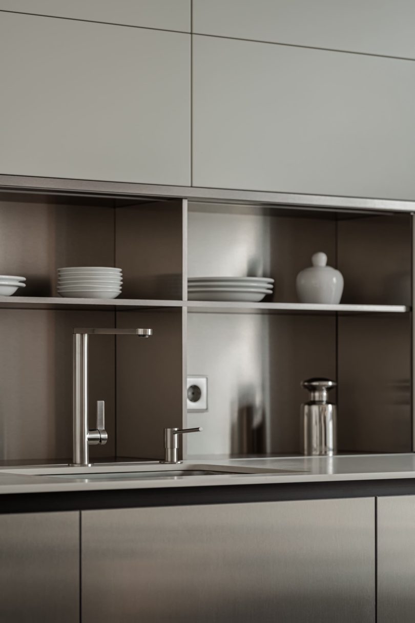 由Sivak+Partners设计的极简住宅Linden 9.2