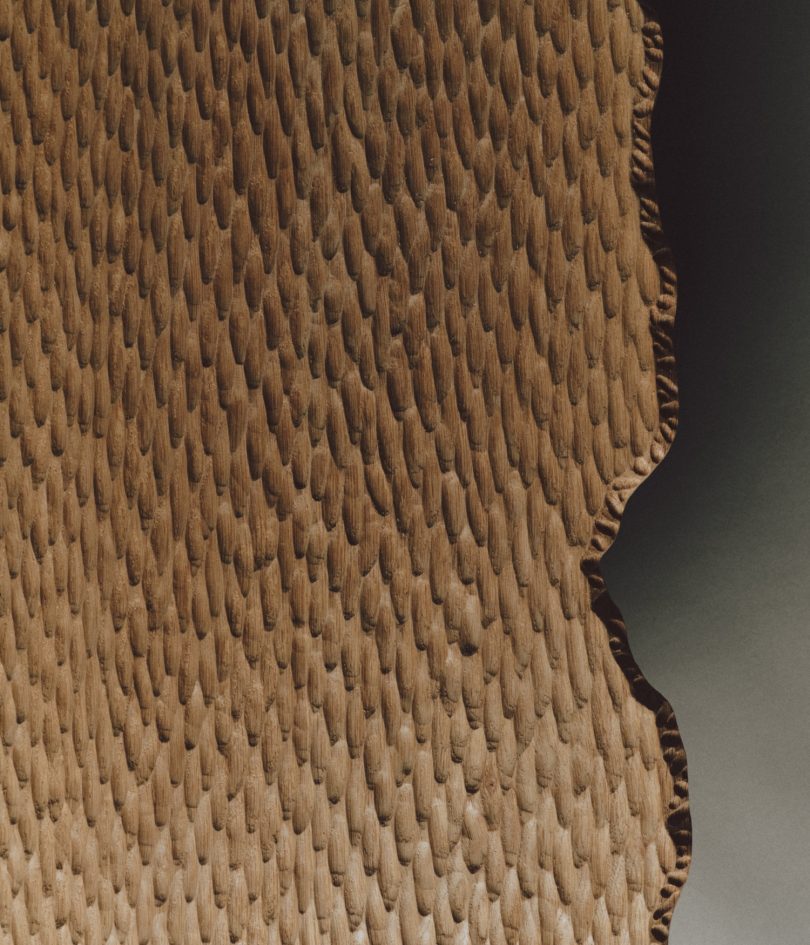 ŌMBIA STUDIO设计的极简咖啡桌Mare Coffee Table