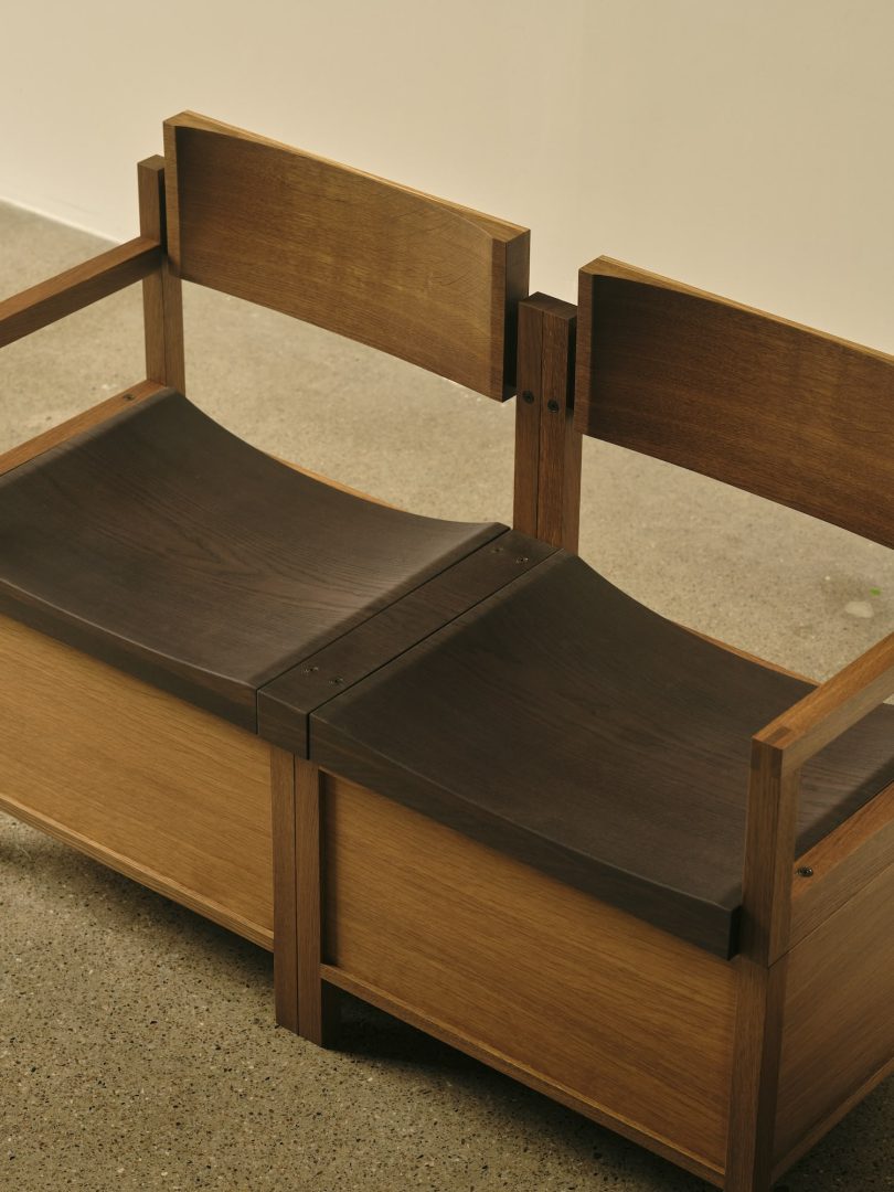 由Amanda Lilholt设计的极简长凳Slagbænk