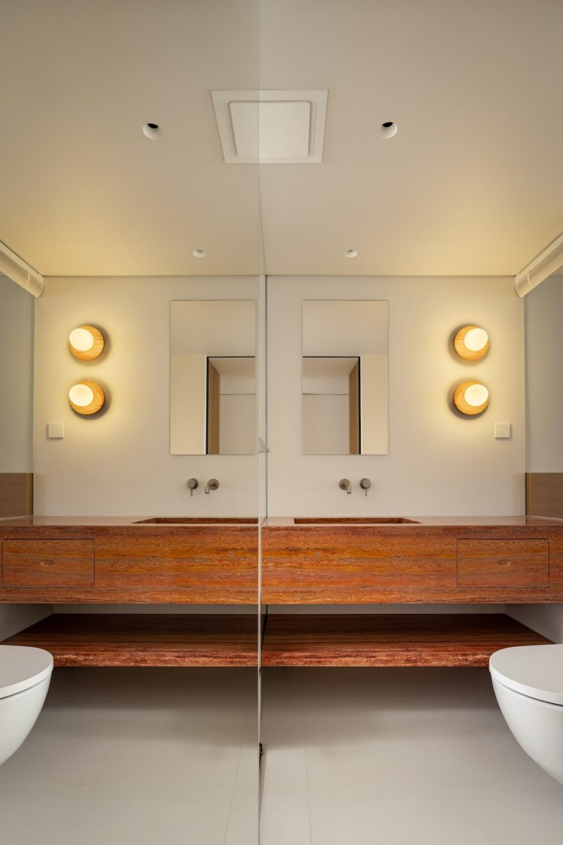 由Huang Guangjian设计的极简公寓Baiyun Renovation