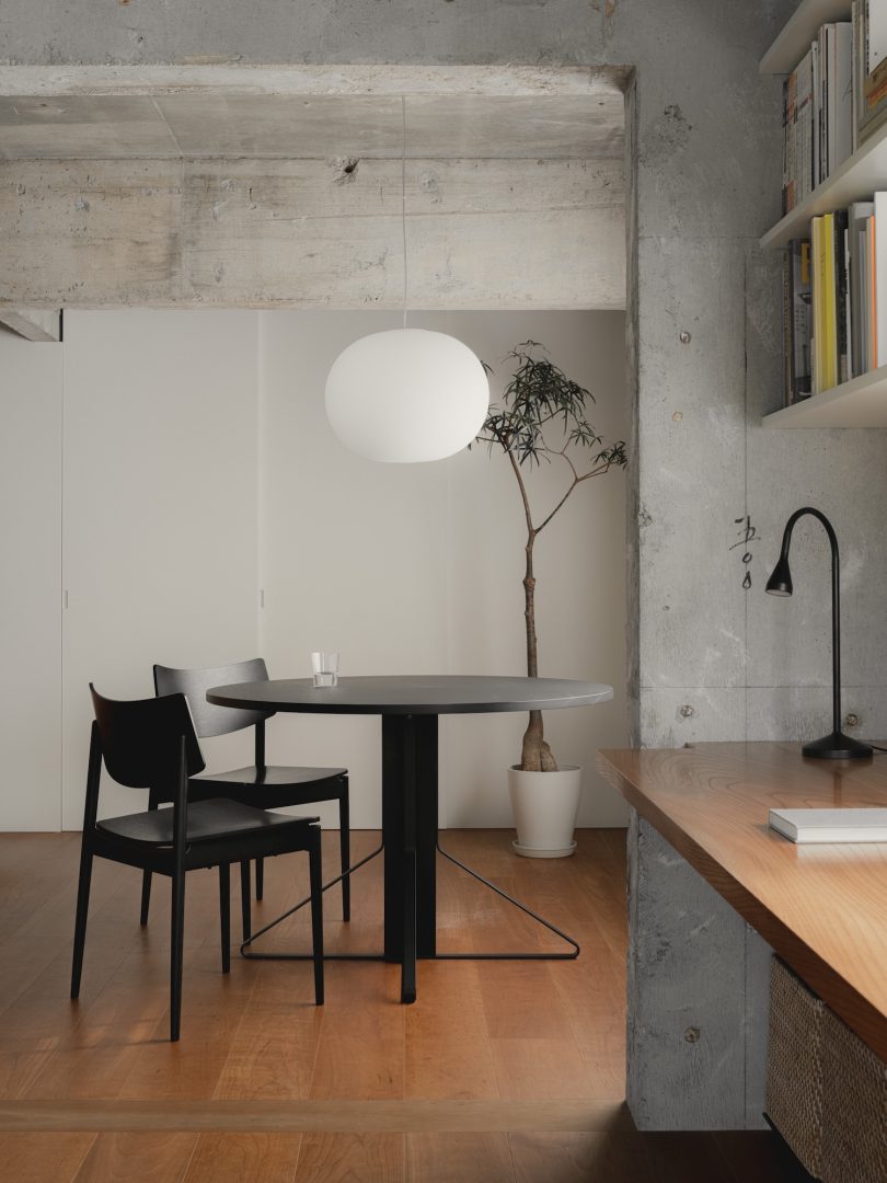 Associates设计的极简主义住宅House in Hakusan