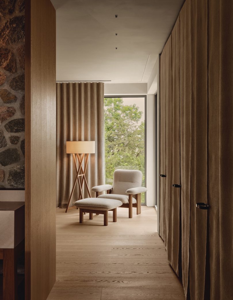 Bureau Tempo设计的极简住宅Pine Island Cottage