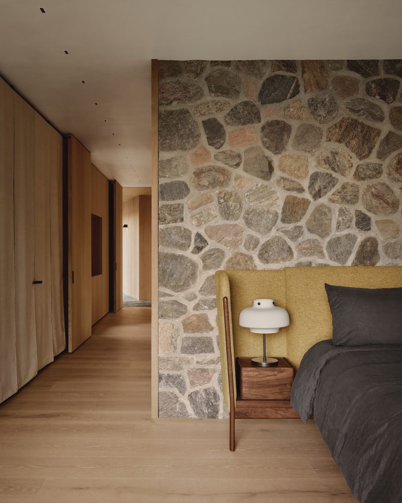 Bureau Tempo设计的极简住宅Pine Island Cottage