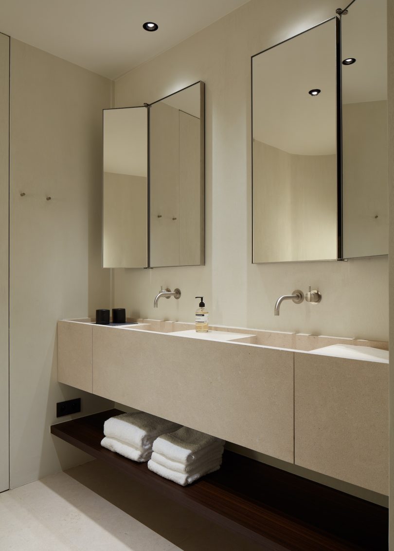 Charlotte Vercruysse设计的极简住宅Residence RII