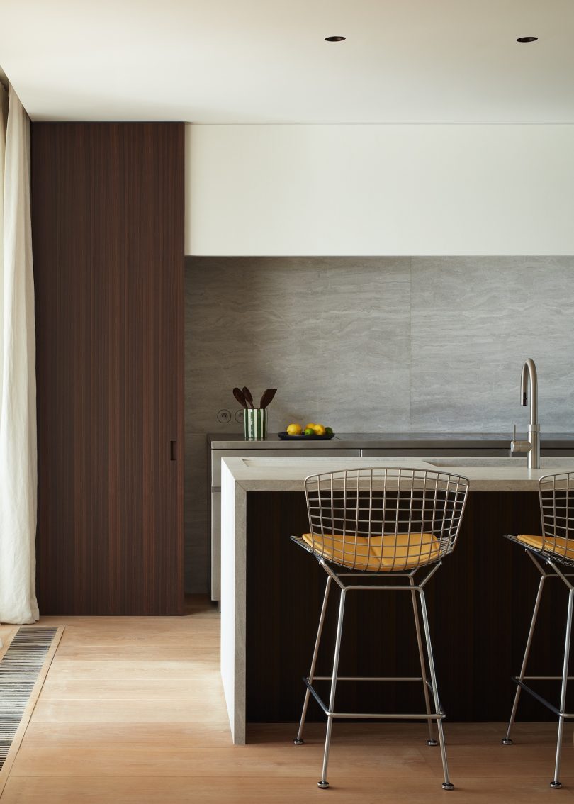 Charlotte Vercruysse设计的极简住宅Residence RII