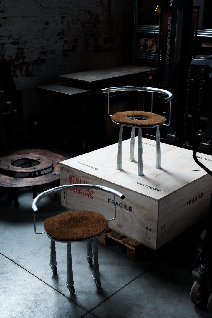 Thomas Serruys设计的极简扶手椅Resourcer Armchair