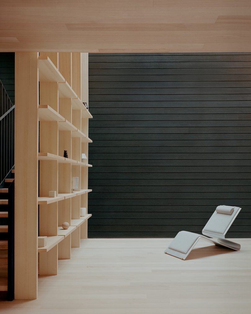 由PARABOLICA设计的极简主义住宅Echo House