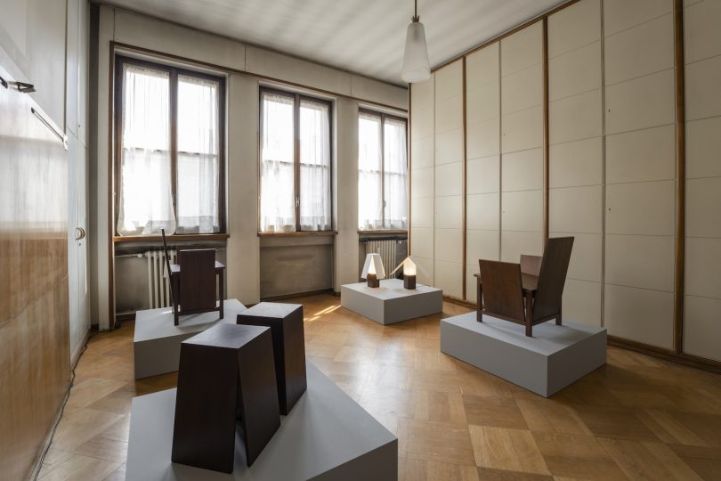 Ryuichi Kozeki设计的极简椅子Frame Structured Armchair