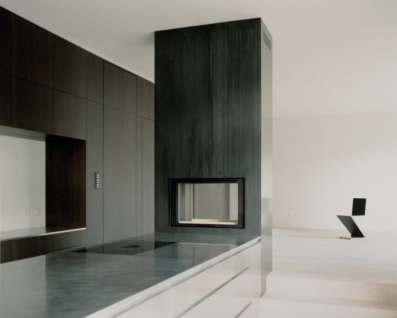 由Atelier Rampazzi设计的极简主义住宅GIG