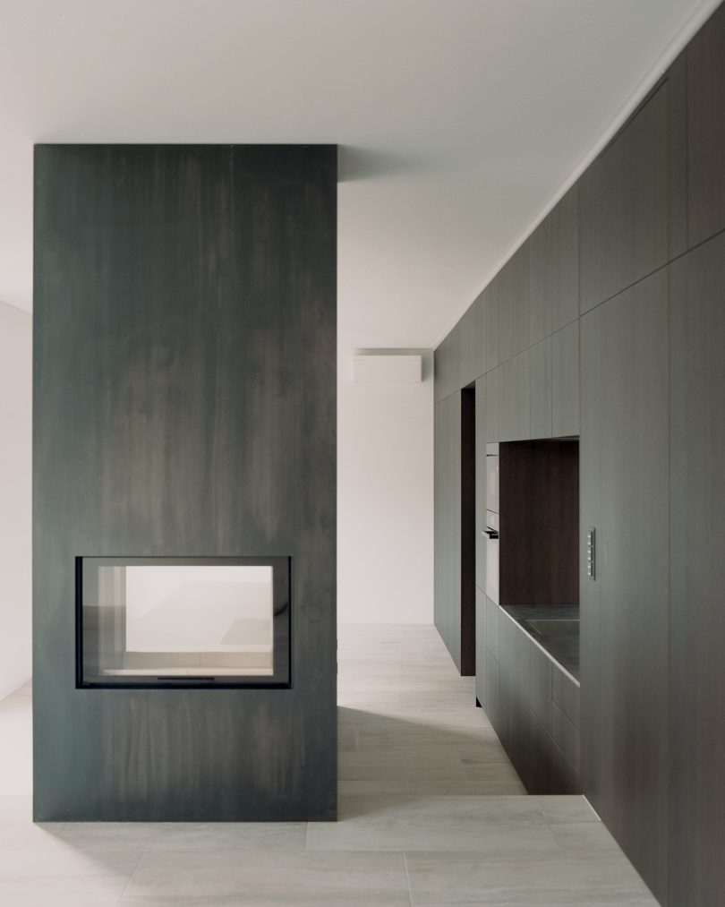 由Atelier Rampazzi设计的极简主义住宅GIG