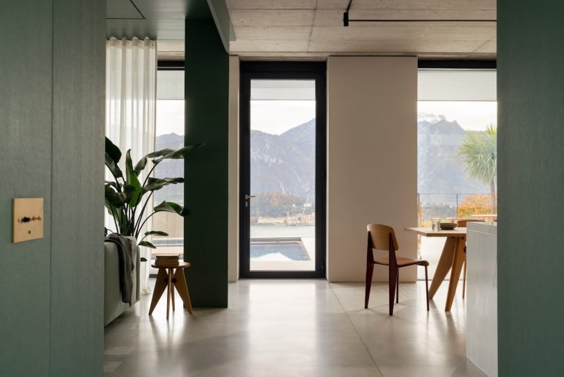 Tuckey Design Studio设计的极简住宅Lake Como Villa