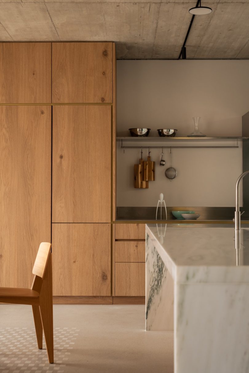 Tuckey Design Studio设计的极简住宅Lake Como Villa