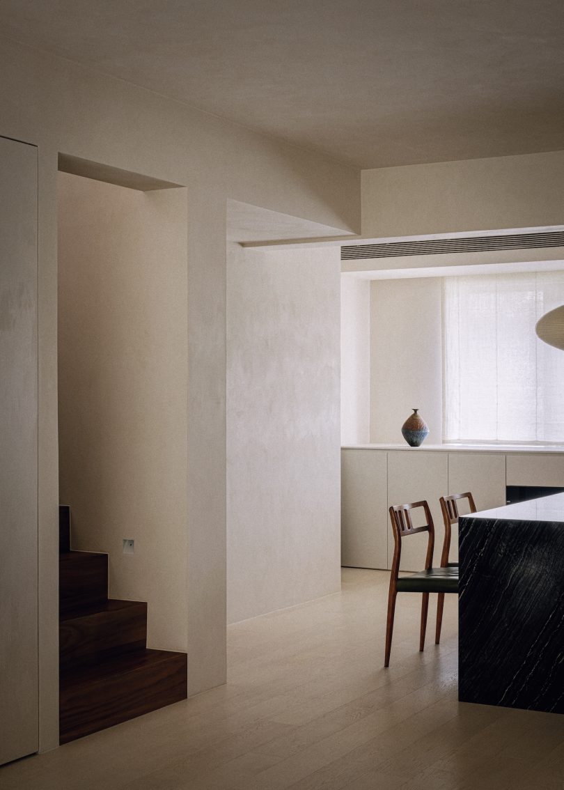 NOV.11 STUDIO设计的极简主义住宅Living Theater