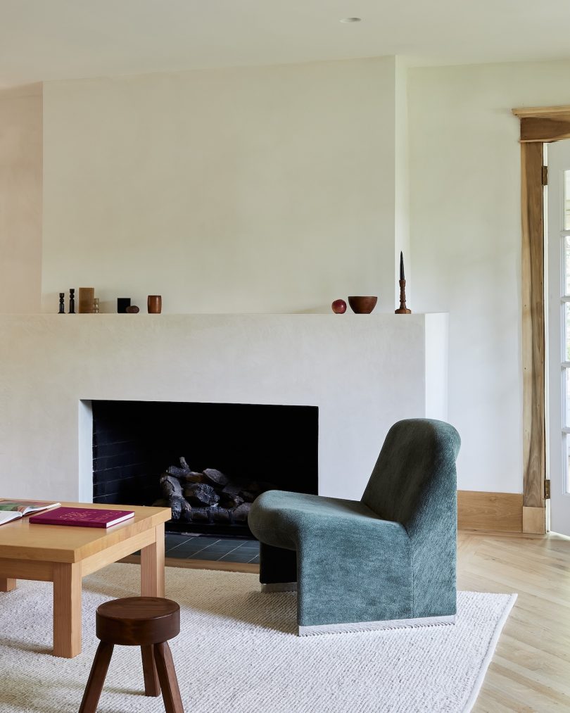 由TBo设计的极简主义住宅Pelham House