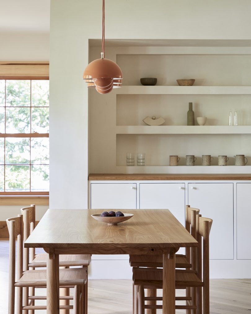 由TBo设计的极简主义住宅Pelham House