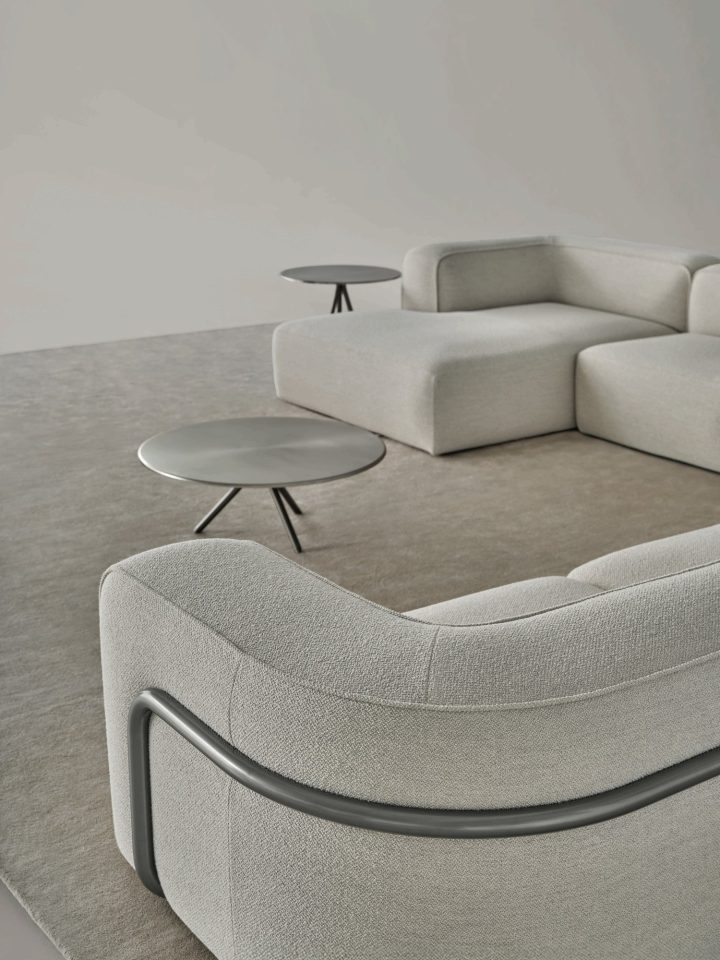 由Controvento设计的极简主义沙发Bangle