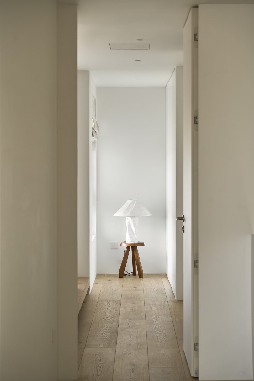 由Zhang Zihao设计的极简主义住宅Beijing Residence