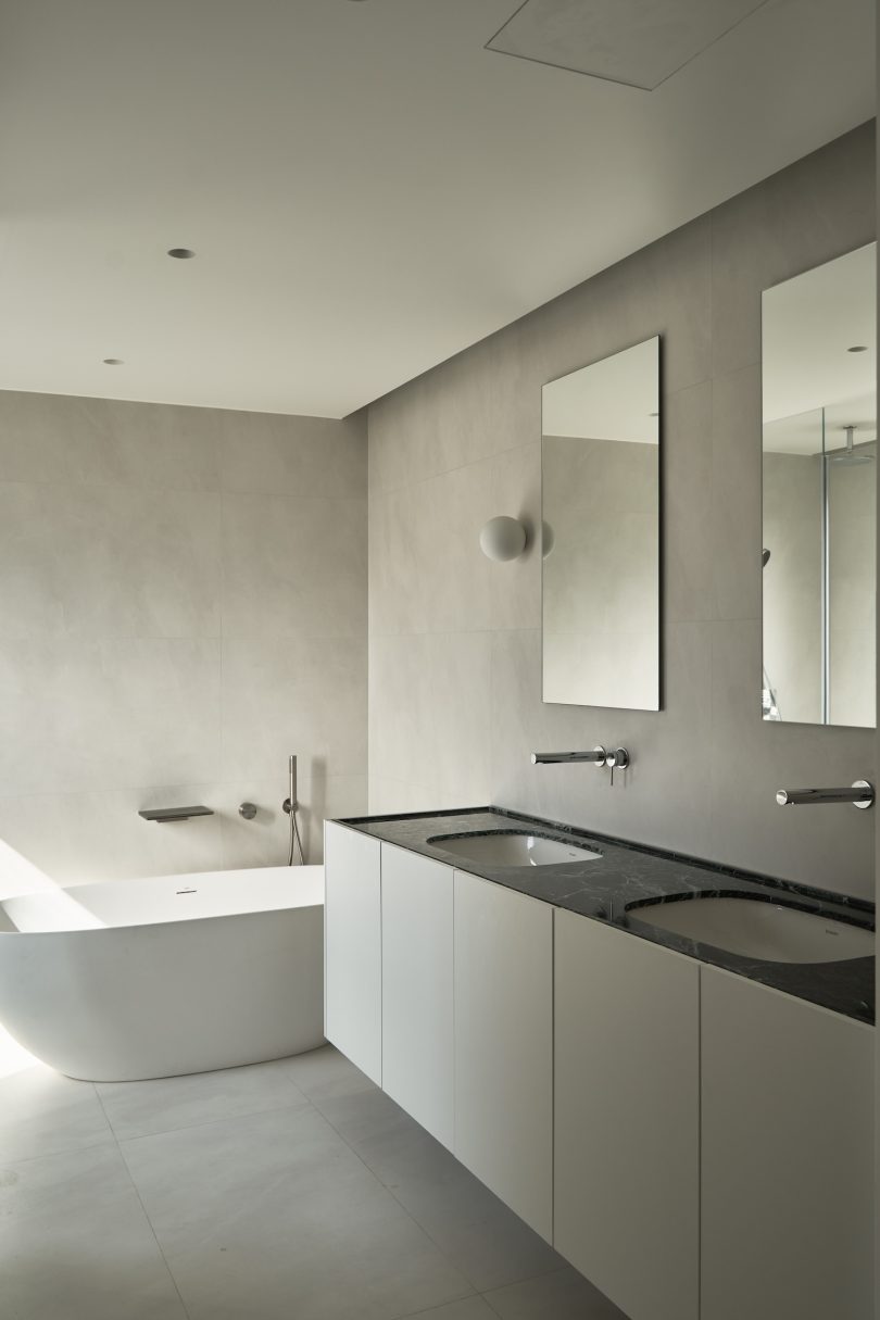 由Zhang Zihao设计的极简主义住宅Beijing Residence