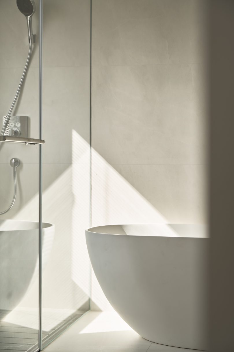 由Zhang Zihao设计的极简主义住宅Beijing Residence