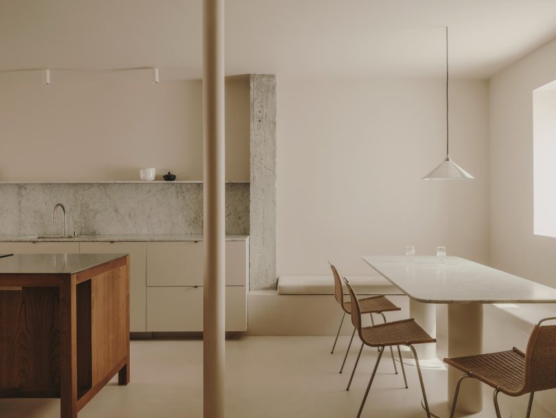 由PLANTEA设计的极简主义住宅Casa Nicasio