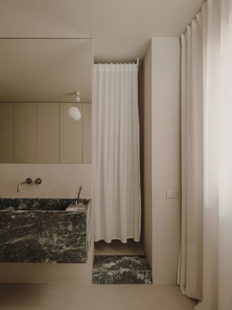 由PLANTEA设计的极简主义住宅Casa Nicasio