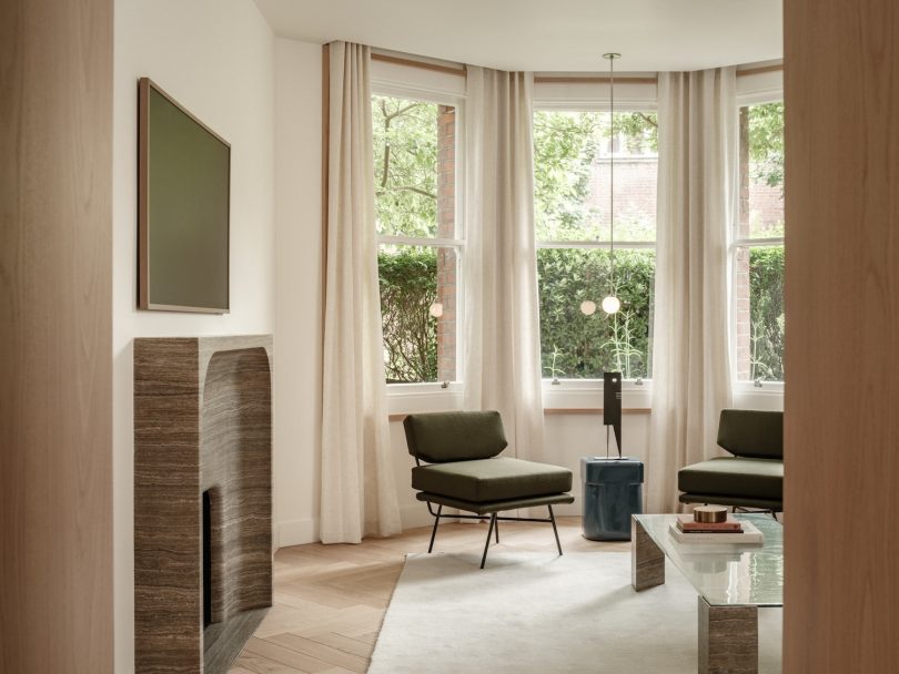 Nenmar设计的极简主义公寓Mansion Apartment