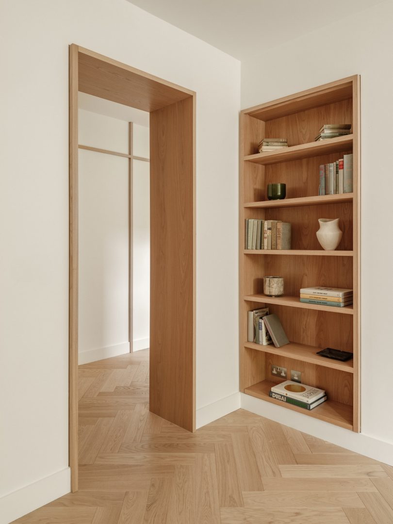 Nenmar设计的极简主义公寓Mansion Apartment