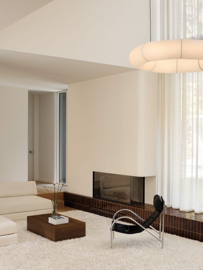 Vives St-Laurent设计的极简主义住宅Montpellier House