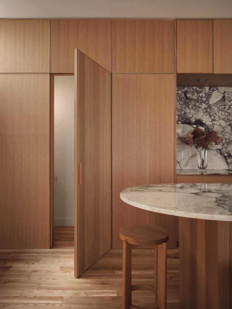 Jérôme Lapierre Architect设计的极简住宅Résidence du Parc