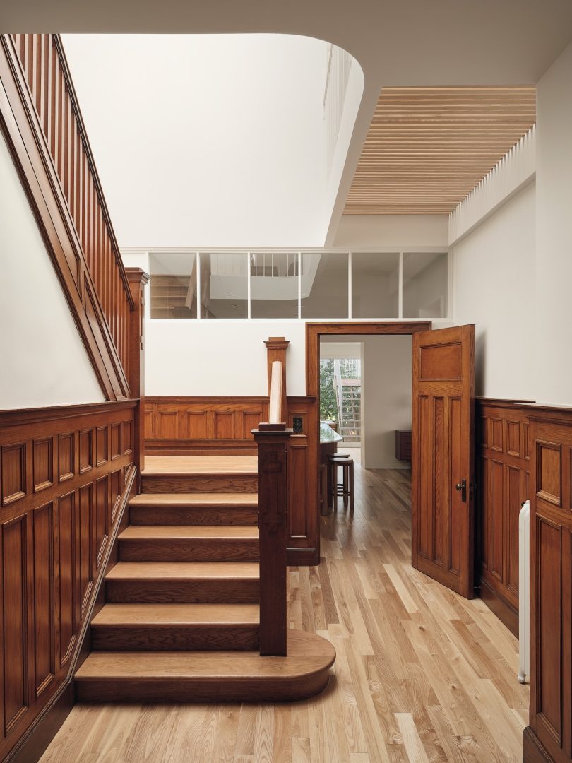 Jérôme Lapierre Architect设计的极简住宅Résidence du Parc