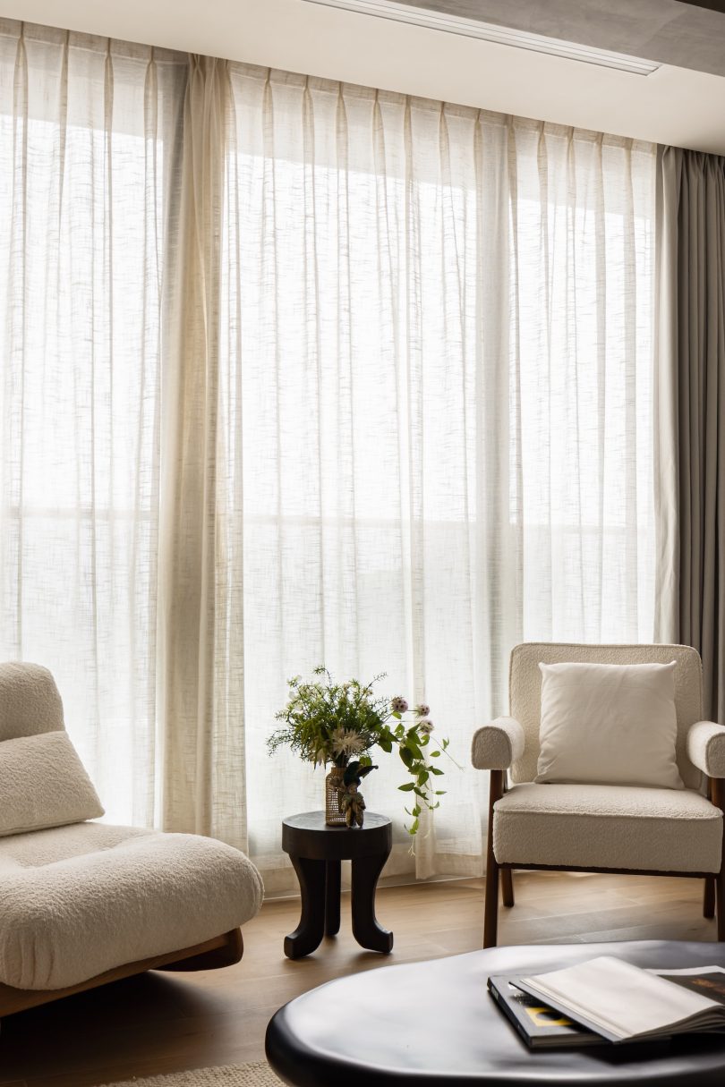 Huang Guangjian设计的极简住宅Toy Designer Home