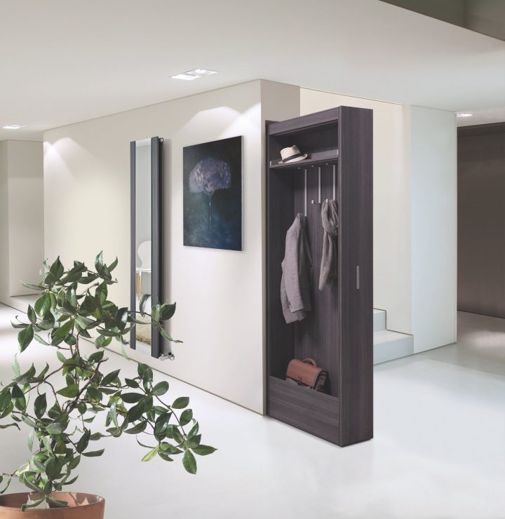 Bigfoot®Milano:入口通道步入式衣柜或合同空间的解决方案