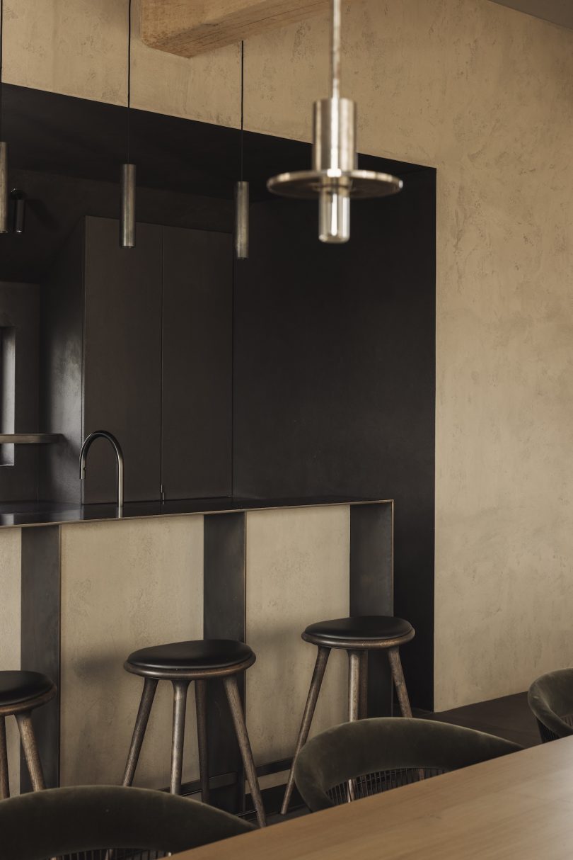 T J I P interior architects设计的极简主义住宅Gits Berg