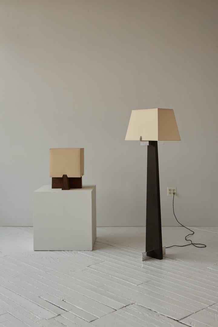 Studio Nicholas Obeid设计的极简台灯Lucie Table Lamp