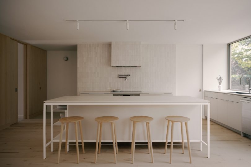 APPAREIL Architecture设计的极简住宅Pied-de-vent Residence