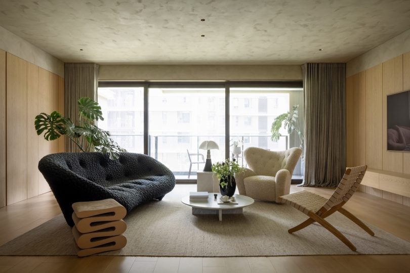 YWB DESIGN STUDIO设计的极简公寓Runqi Apartment