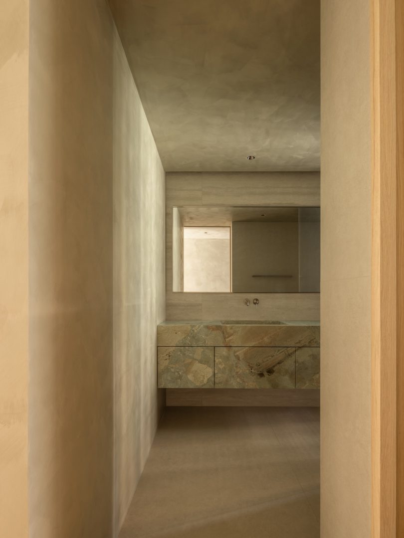 YWB DESIGN STUDIO设计的极简公寓Runqi Apartment