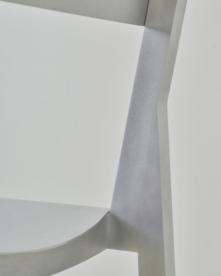 Jonas Trampedach设计的极简椅子Sample Chair