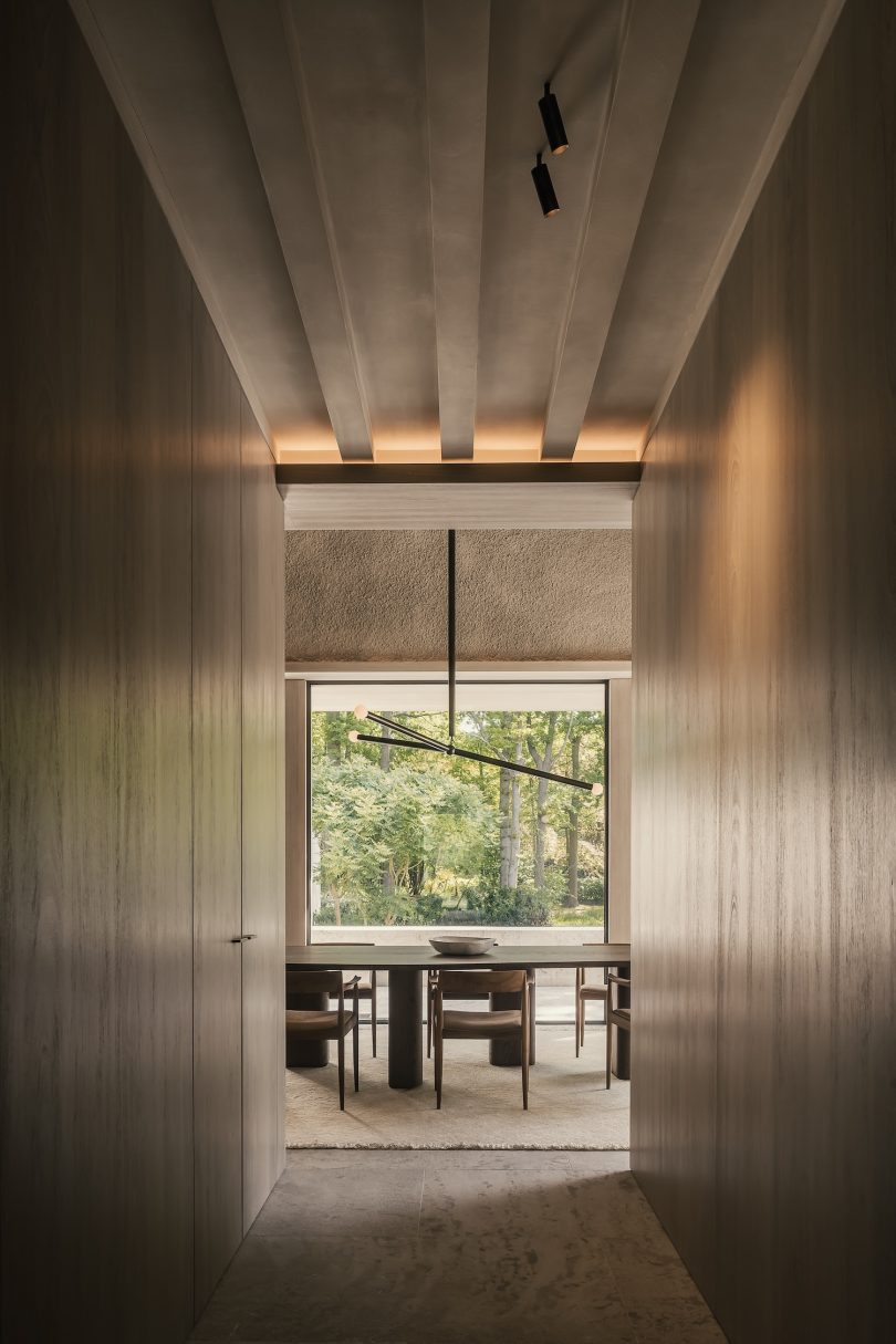 Simon de Burbure architects设计的极简住宅VC. House