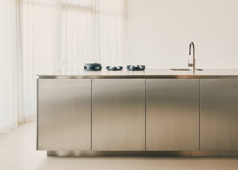 Christopher Sitzler Architekt设计的极简公寓041BÖT