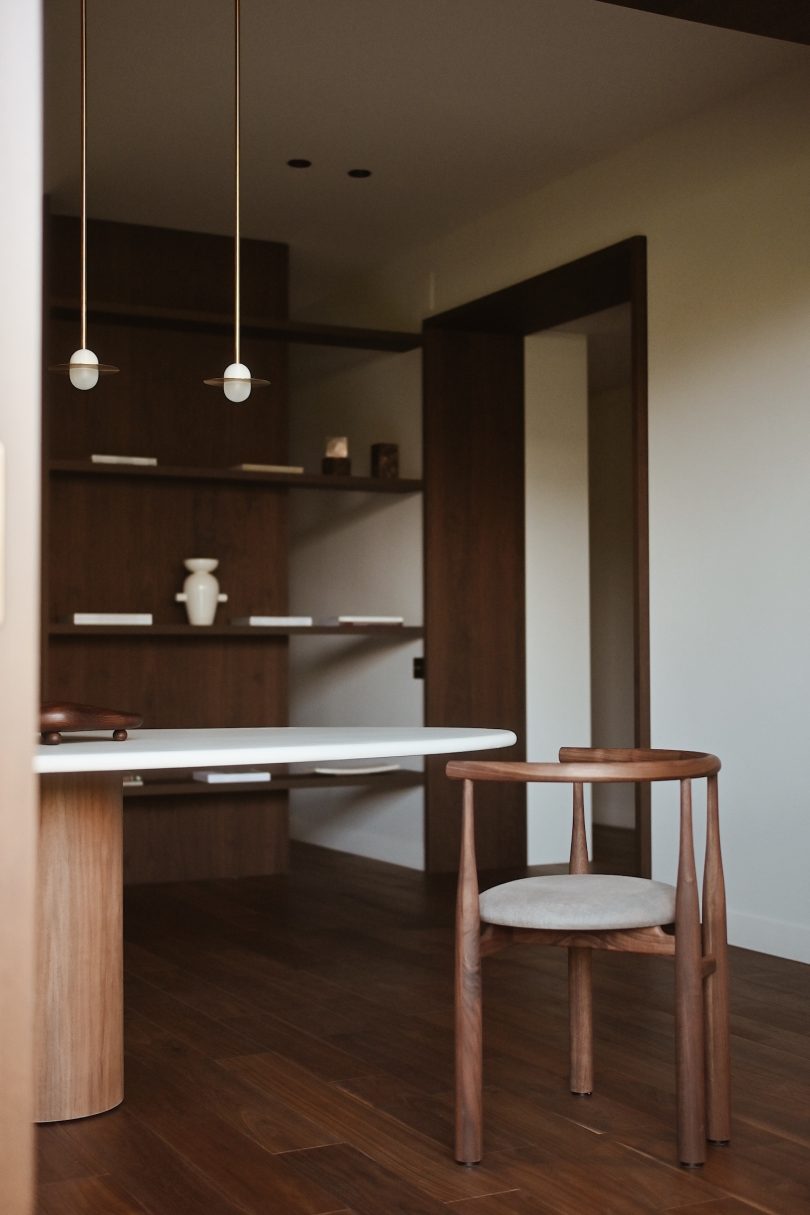 Robert-Eugen Dumitru Studio设计的极简住宅BDV