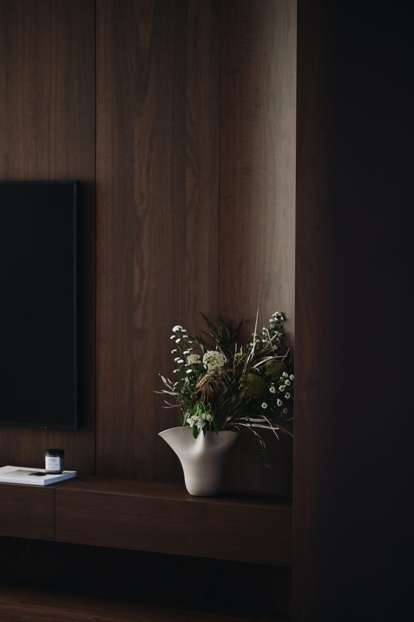 Robert-Eugen Dumitru Studio设计的极简住宅BDV