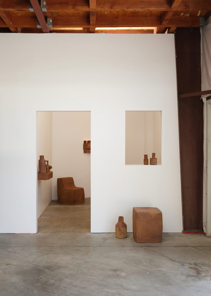 由Isabel Rower设计的极简主义壁灯Box Sconces