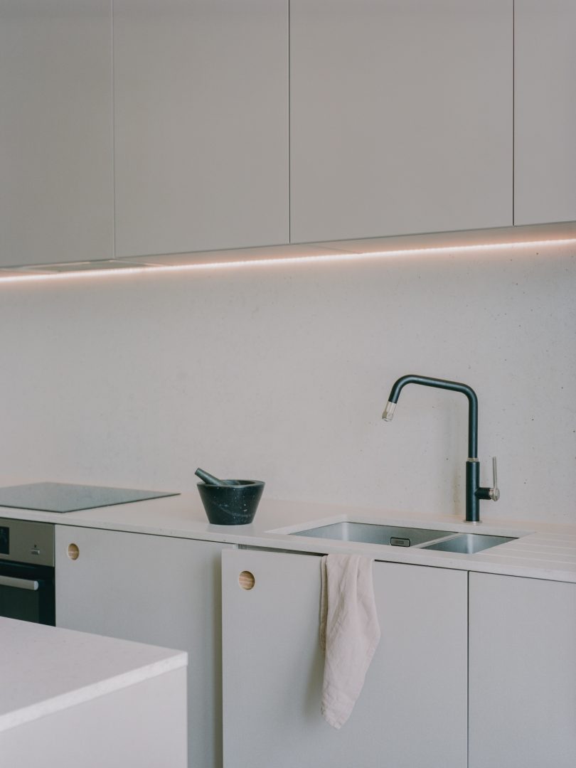 Pend Architects设计的极简主义住宅Catalog House