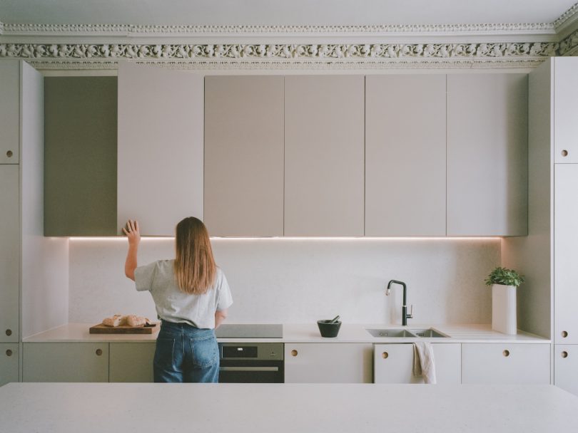 Pend Architects设计的极简主义住宅Catalog House