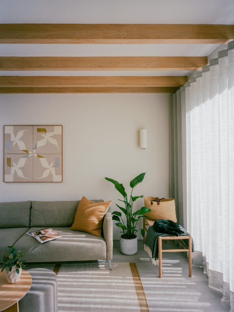 Pend Architects设计的极简主义住宅Catalog House