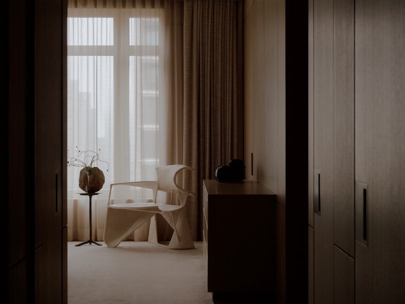 Jessica Gersten Design设计的极简公寓15 Central Park West