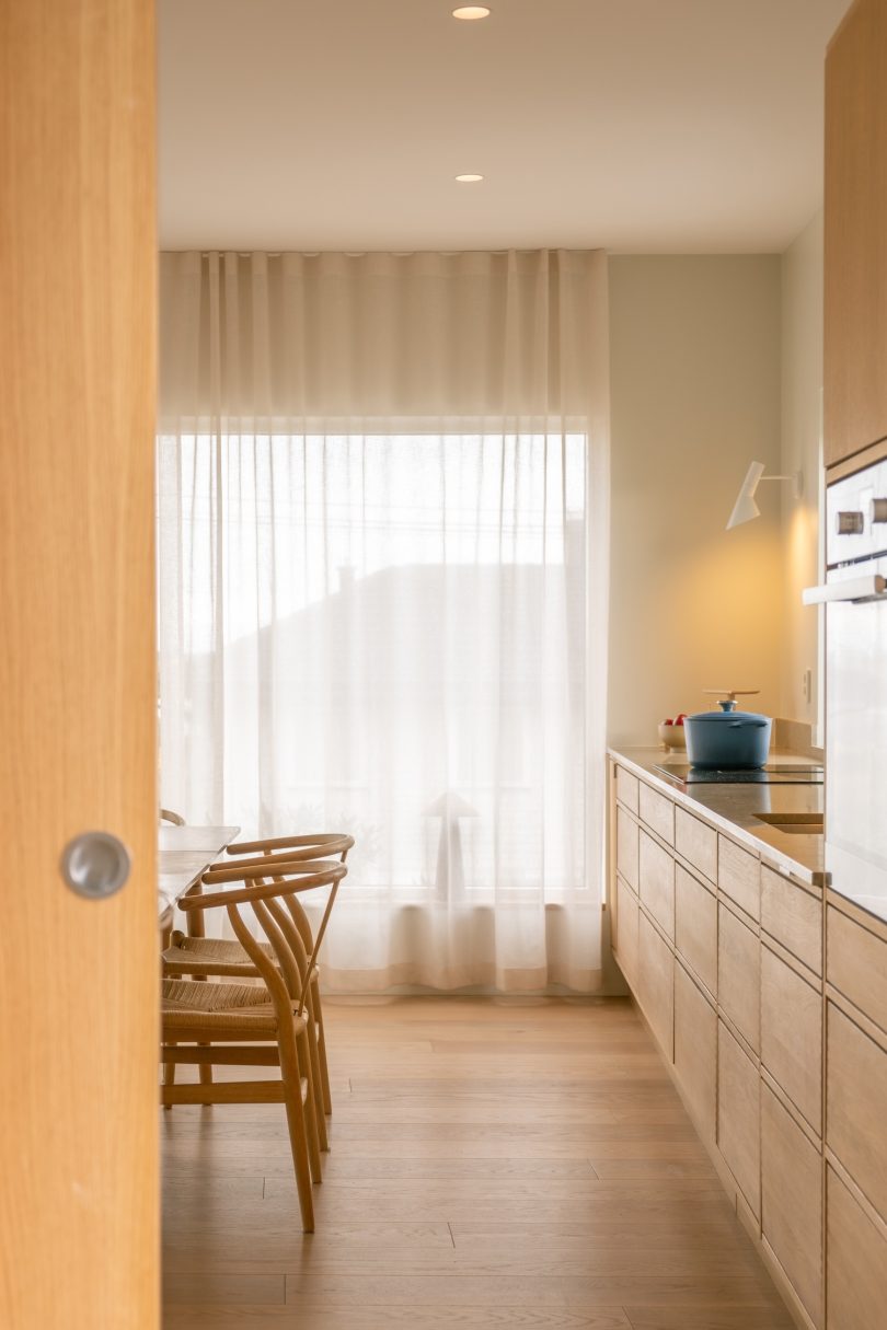 由KOHT Arkitekter设计的极简住宅House at Nøtterøy