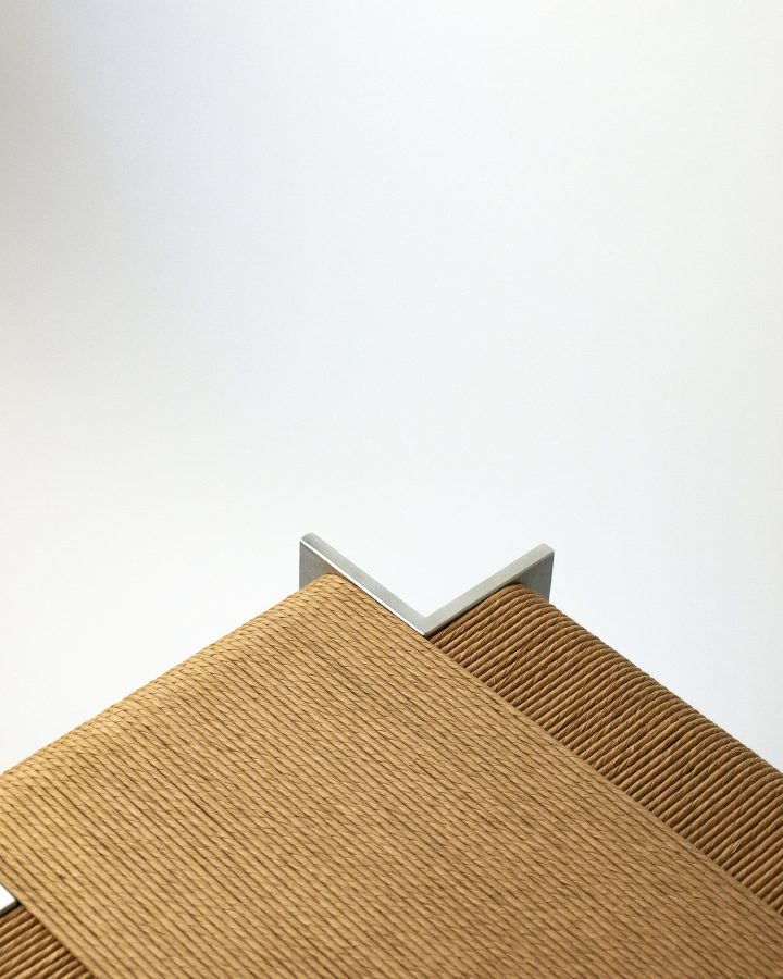 Lucas Cambier设计的简主义风格凳子L4 Stool