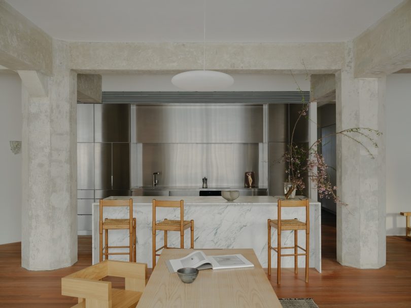 Oliver Du Puy设计的极简主义公寓Loft Residence